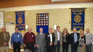 (From Left to Right) John Hall, Jeff Howard, Charlie Thompson, David Griffith, David Ellis, JIm Wallace, Cindy Lichtenstein Club President Sam Carter, Red Badge Committee Chairs Cindy Smith and Red McClung)